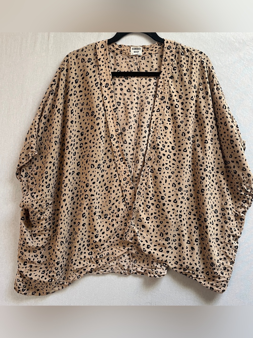 Sunday Best Aritzia Leopard Print Lightweight Kimono Cardigan - Picture 2 of 9